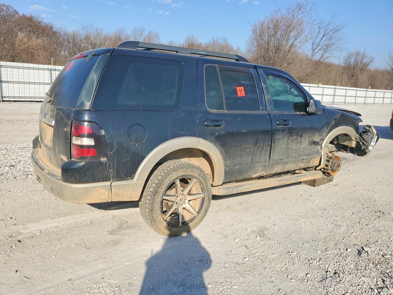 2010 Ford Explorer VIN 1FMEU7EE6AUA60927 photo 3