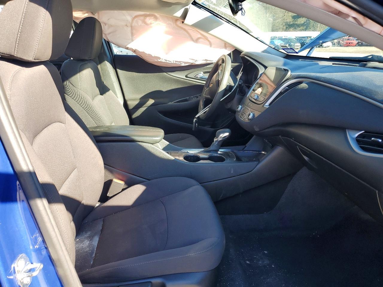 2023 Chevrolet Malibu VIN 1G1ZD5ST8PF211074 photo 7