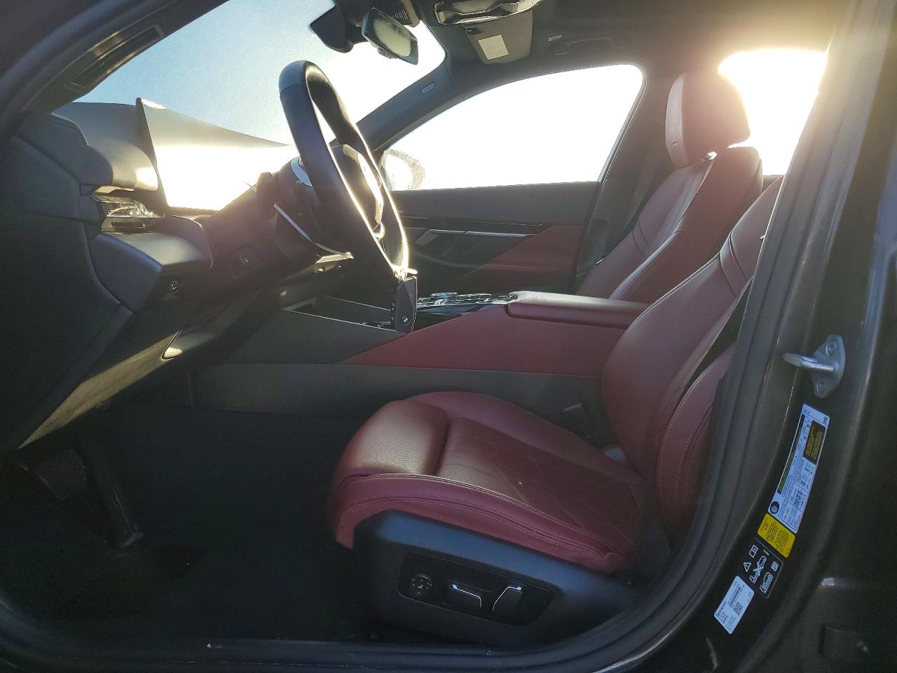 2024 BMW 530 VIN WBA53FJ04RCP81256 photo 7