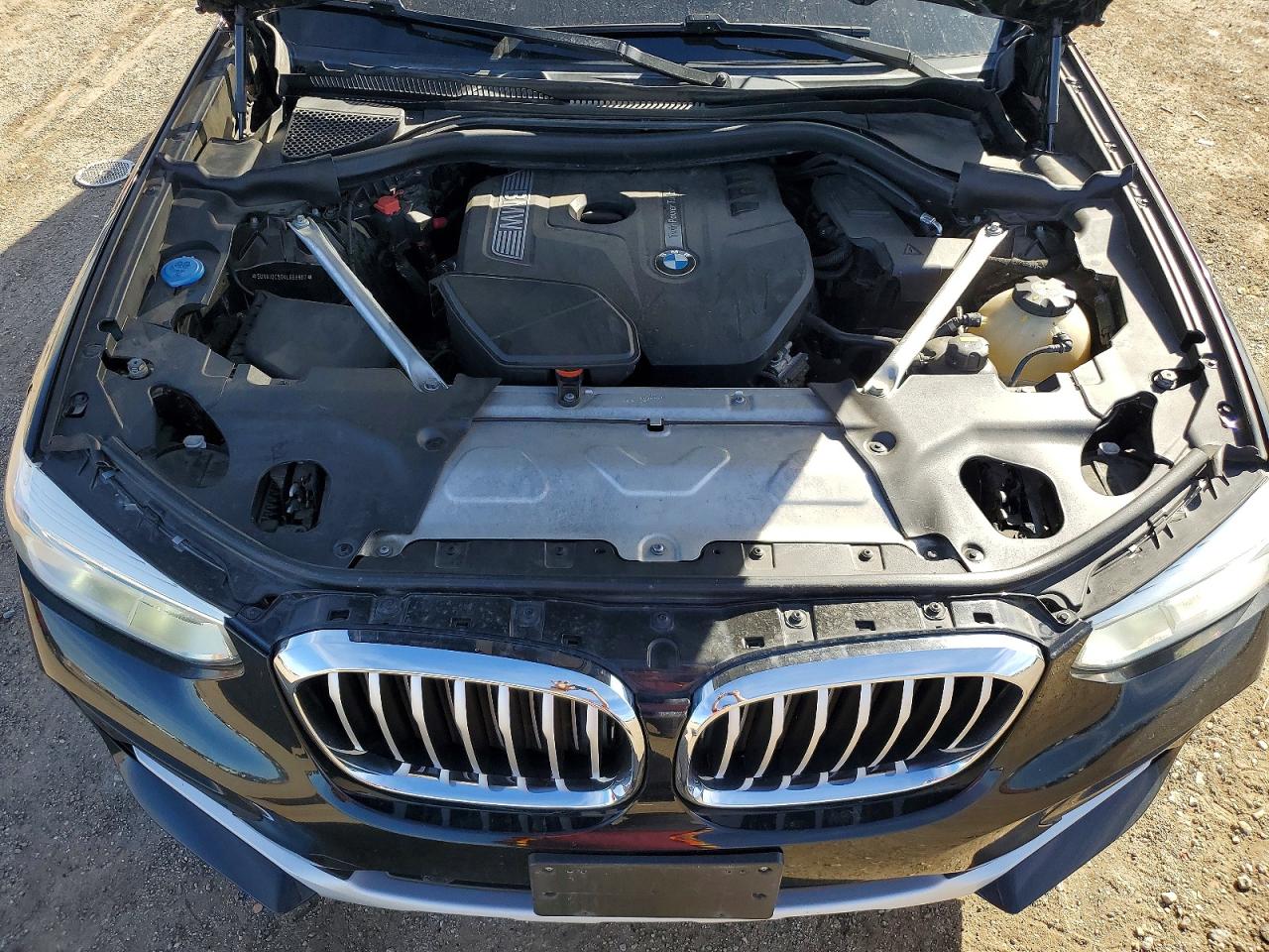 2019 BMW X4 VIN 5UXUJ3C50KLG56807 photo 11