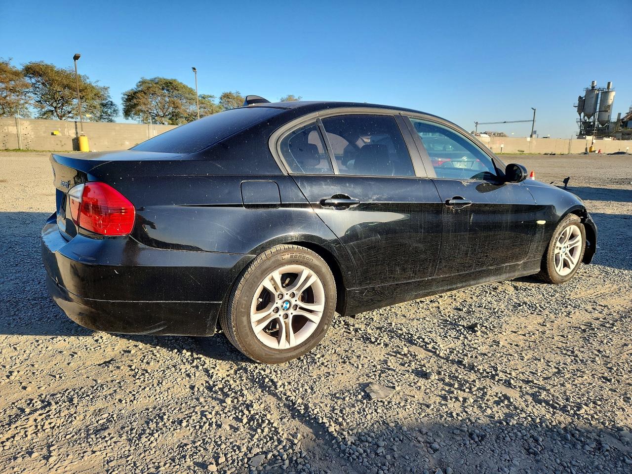 2008 BMW 3 series VIN WBAVC535X8FZ86712 photo 3