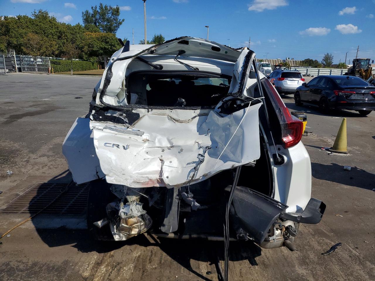 2021 Honda Crv VIN 2HKRW1H58MH411439 photo 6