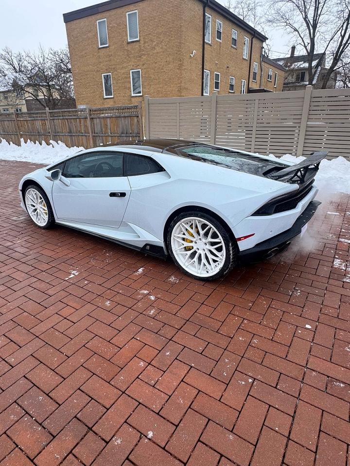 2015 Lamborghini All models VIN ZHWUC1ZF8FLA03249 photo 3