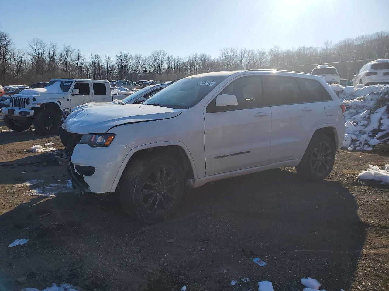 2020 Jeep Grand cher VIN 1C4RJFAGXLC377621 photo 1