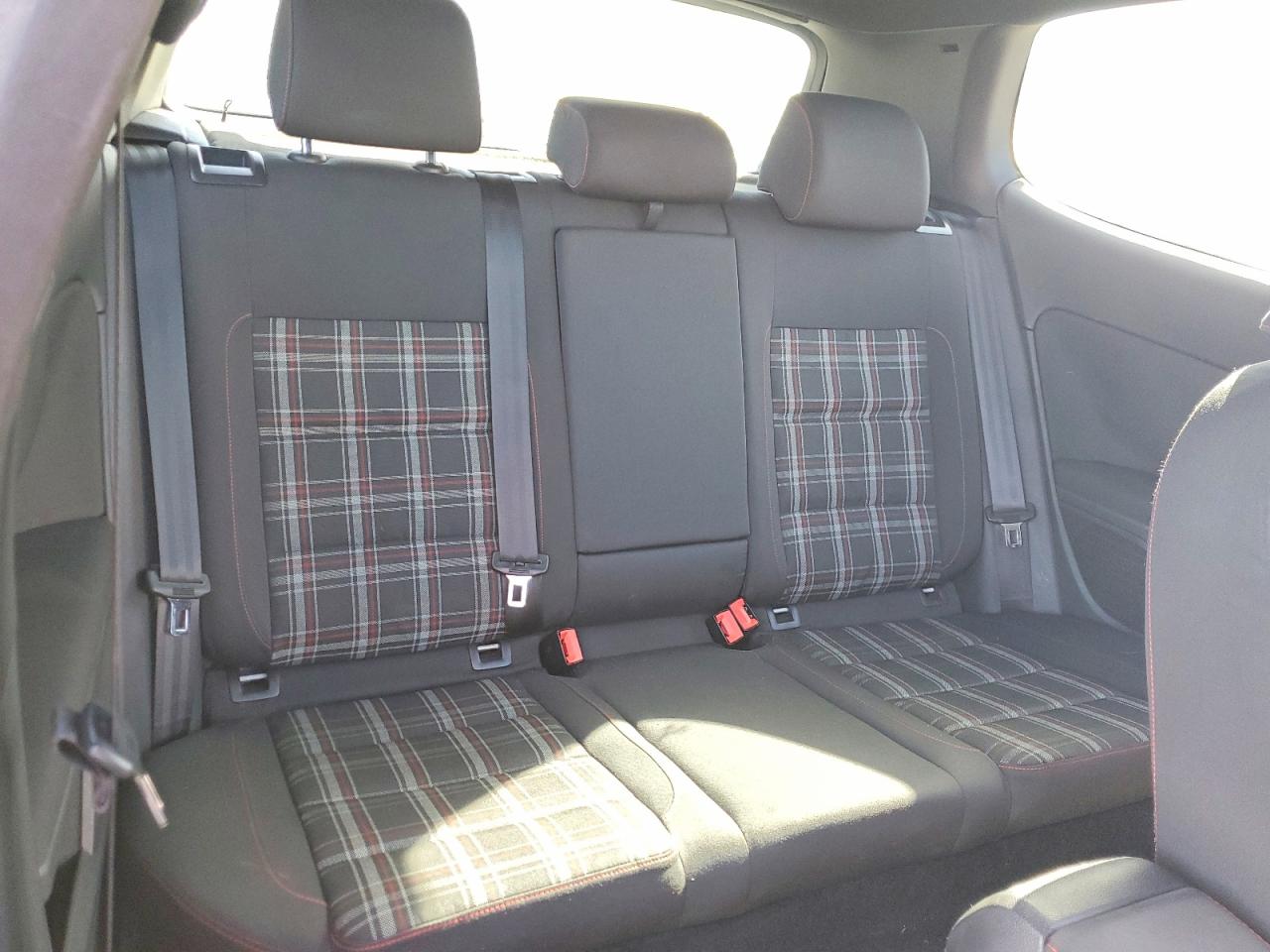 2013 Volkswagen Gti VIN WVWFD7AJ2DW022244 photo 10