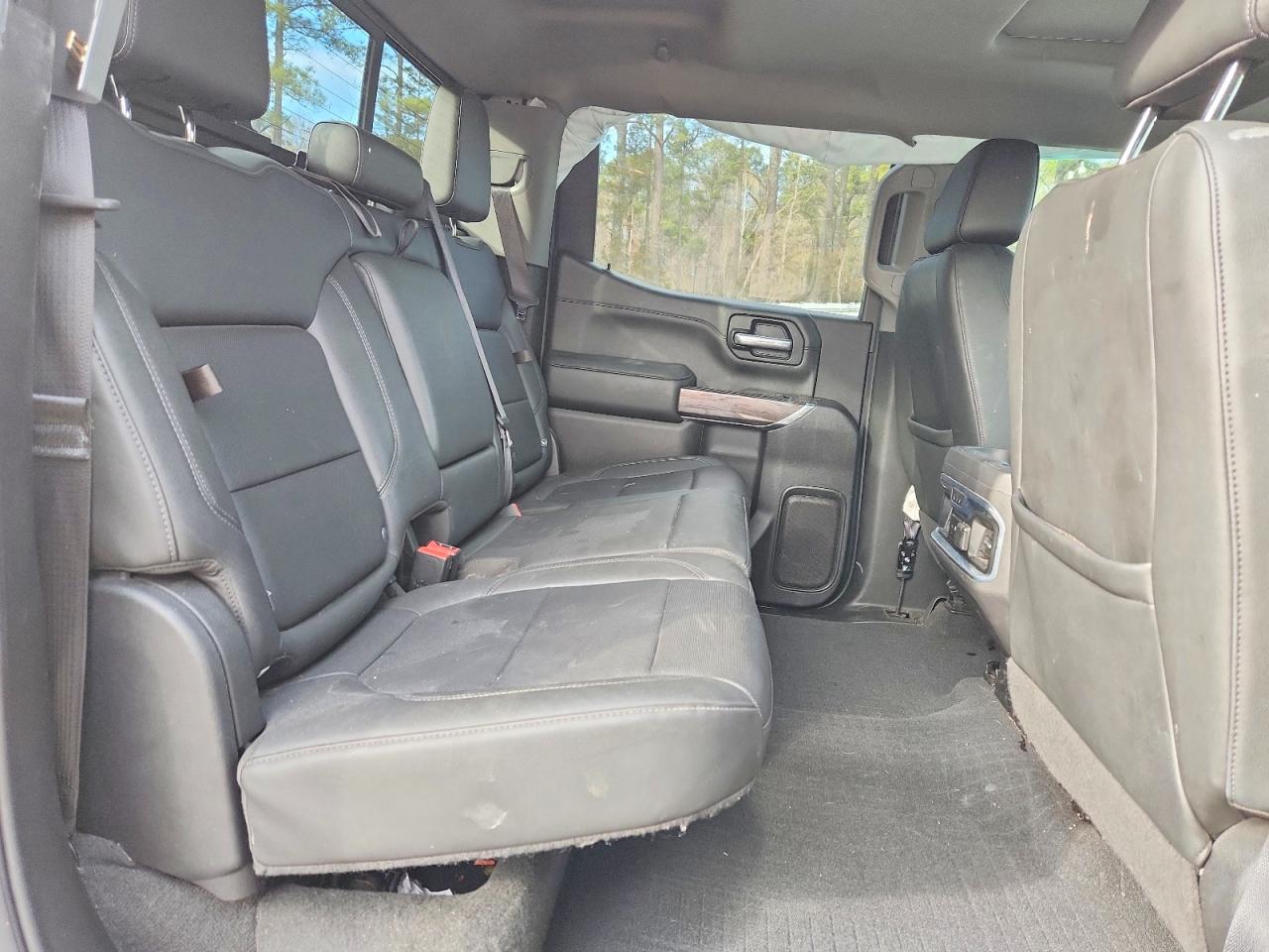 2021 Chevrolet All models VIN 3GCUYGET8MG138327 photo 10