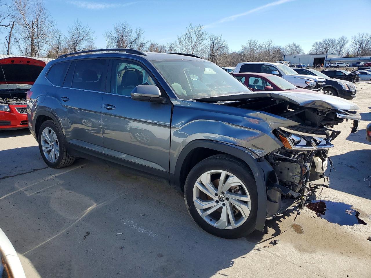 2023 Volkswagen Atlas VIN 1V2KR2CA2PC505964 photo 4