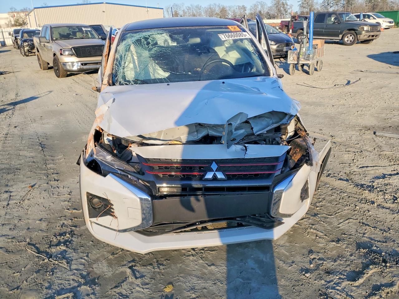 2023 Mitsubishi Mirage VIN ML32AWHJ3PH004922 photo 5