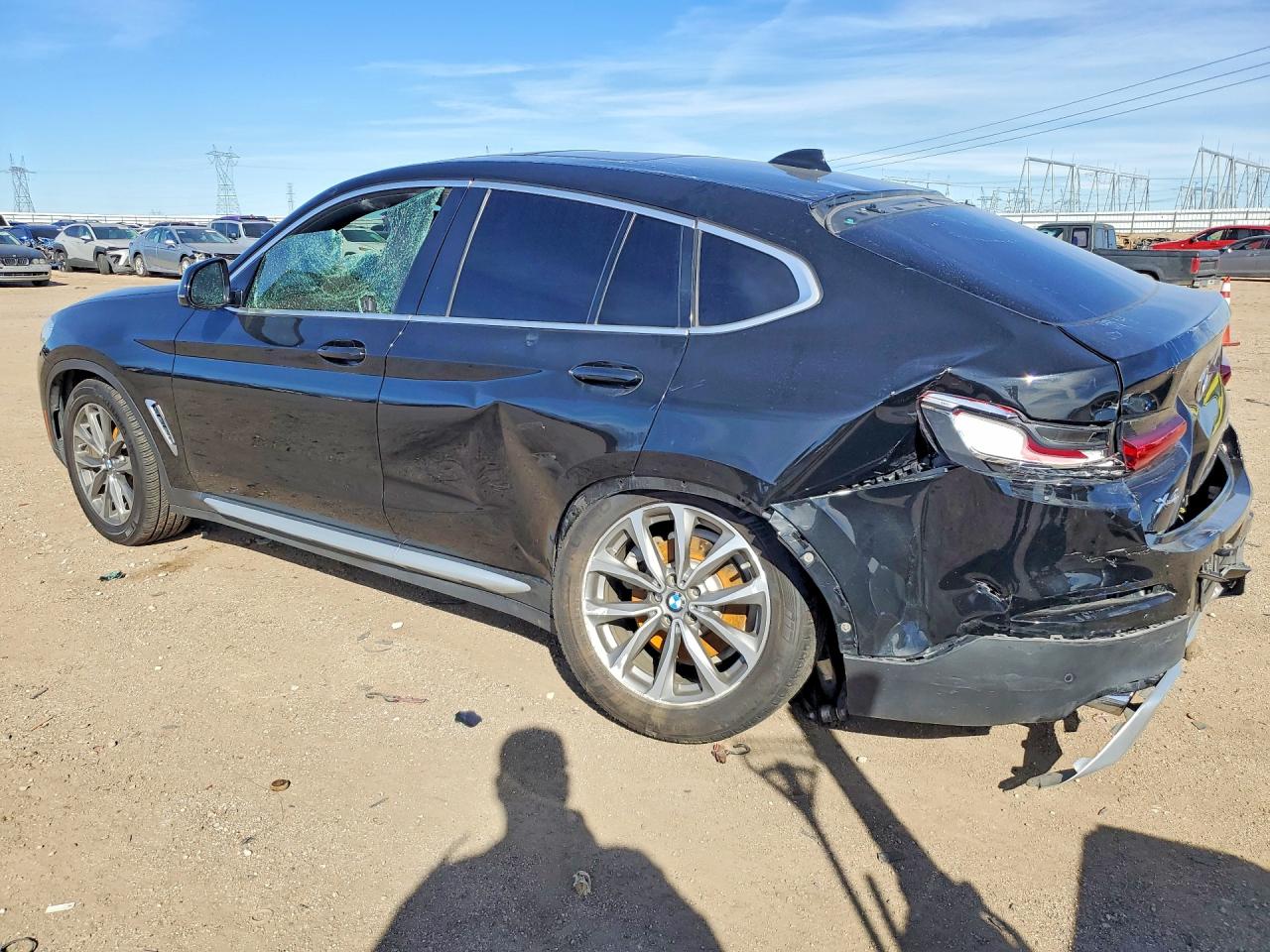 2019 BMW X4 VIN 5UXUJ3C50KLG56807 photo 2