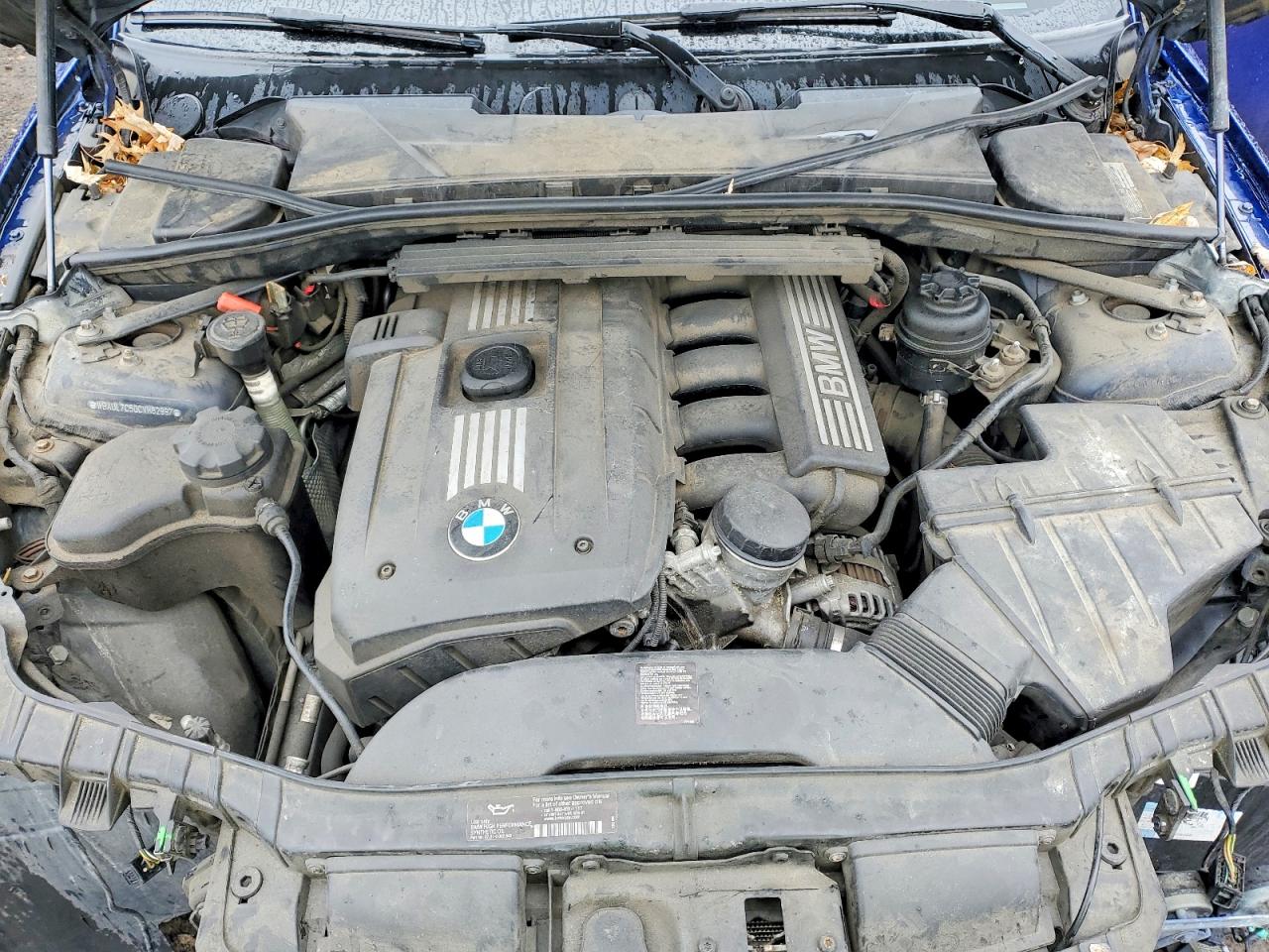 2012 BMW 1 series VIN WBAUL7C50CVM82997 photo 11