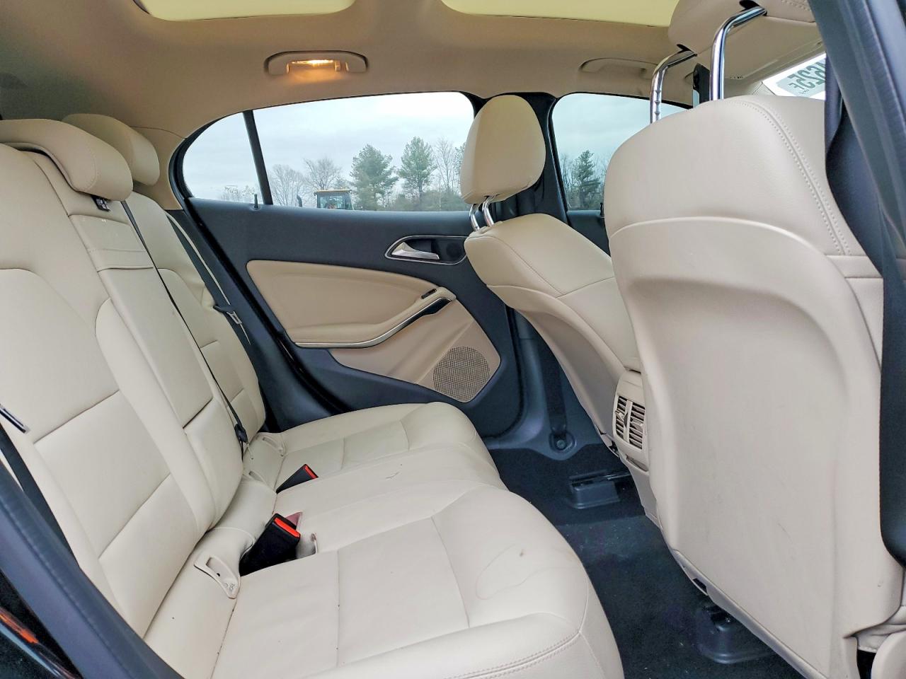 2019 Mercedes-Benz Gla-class VIN WDCTG4EB7KJ581806 photo 10