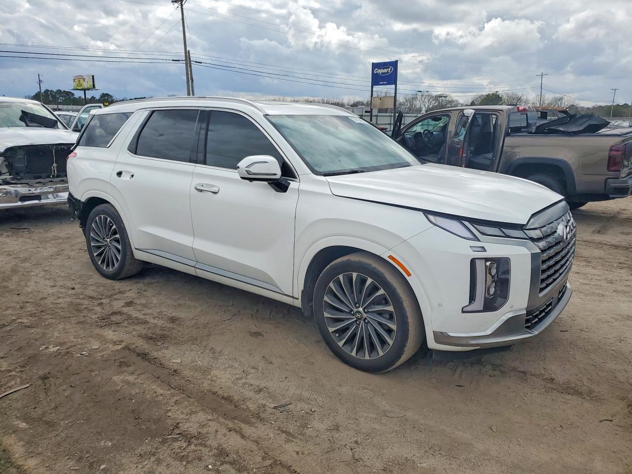 2023 HYUNDAI Palisade VIN KM8R74GE0PU537364 photo 4