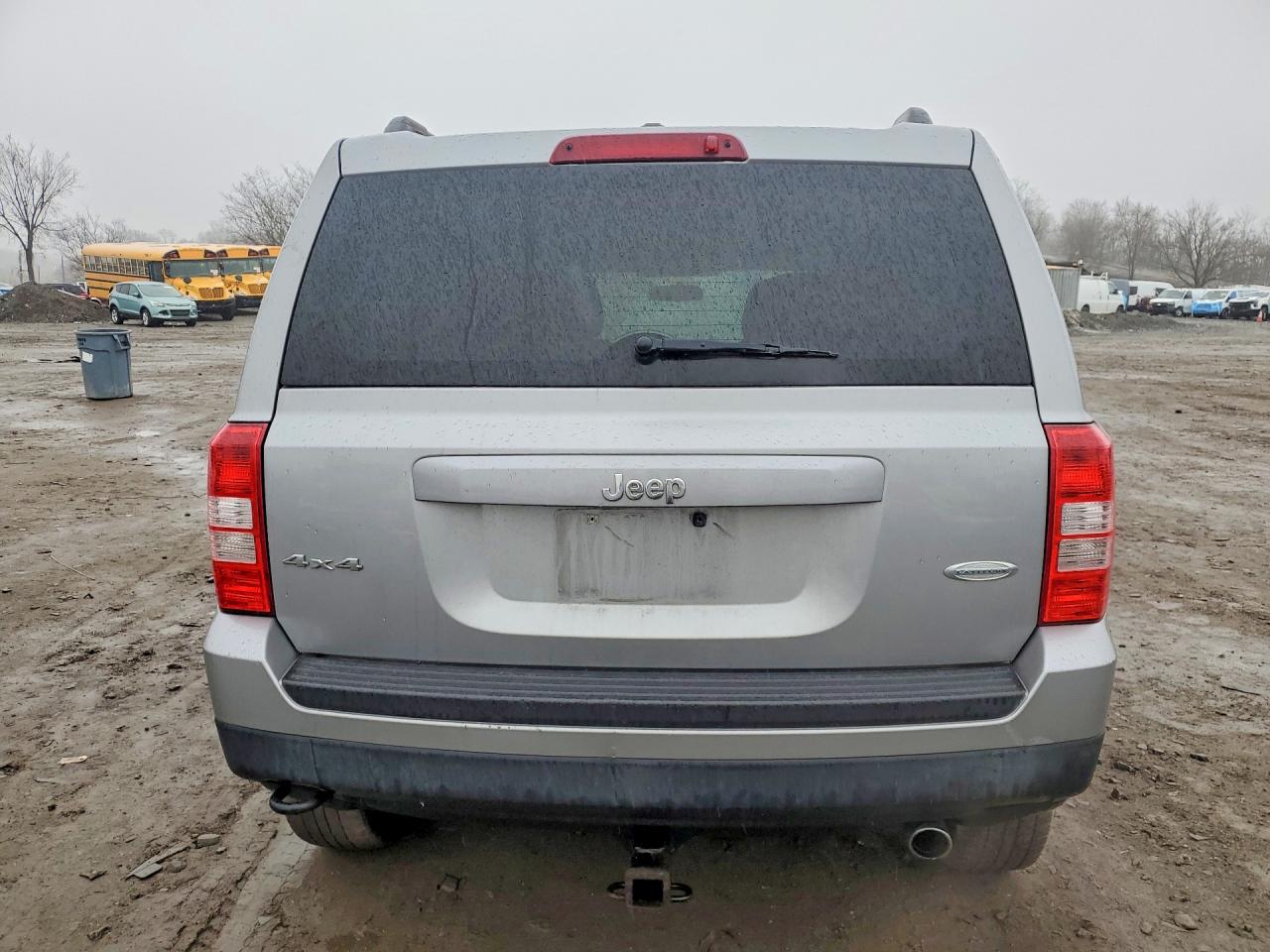 2015 Jeep Patriot VIN 1C4NJRFB6FD270125 photo 6