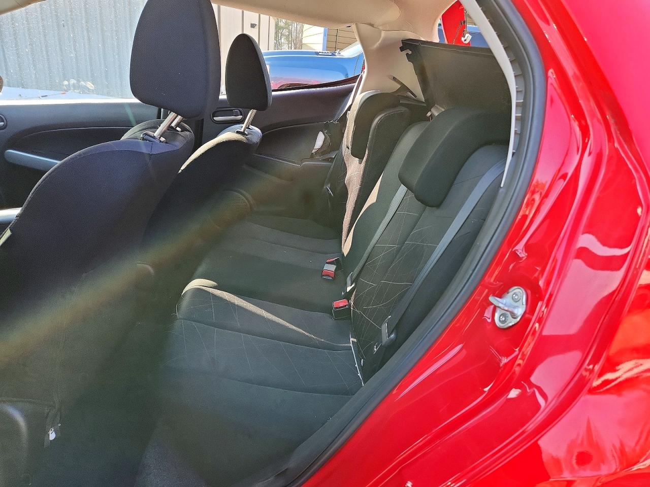2014 Mazda Mazda2 VIN JM1DE1KZ7E0177737 photo 10