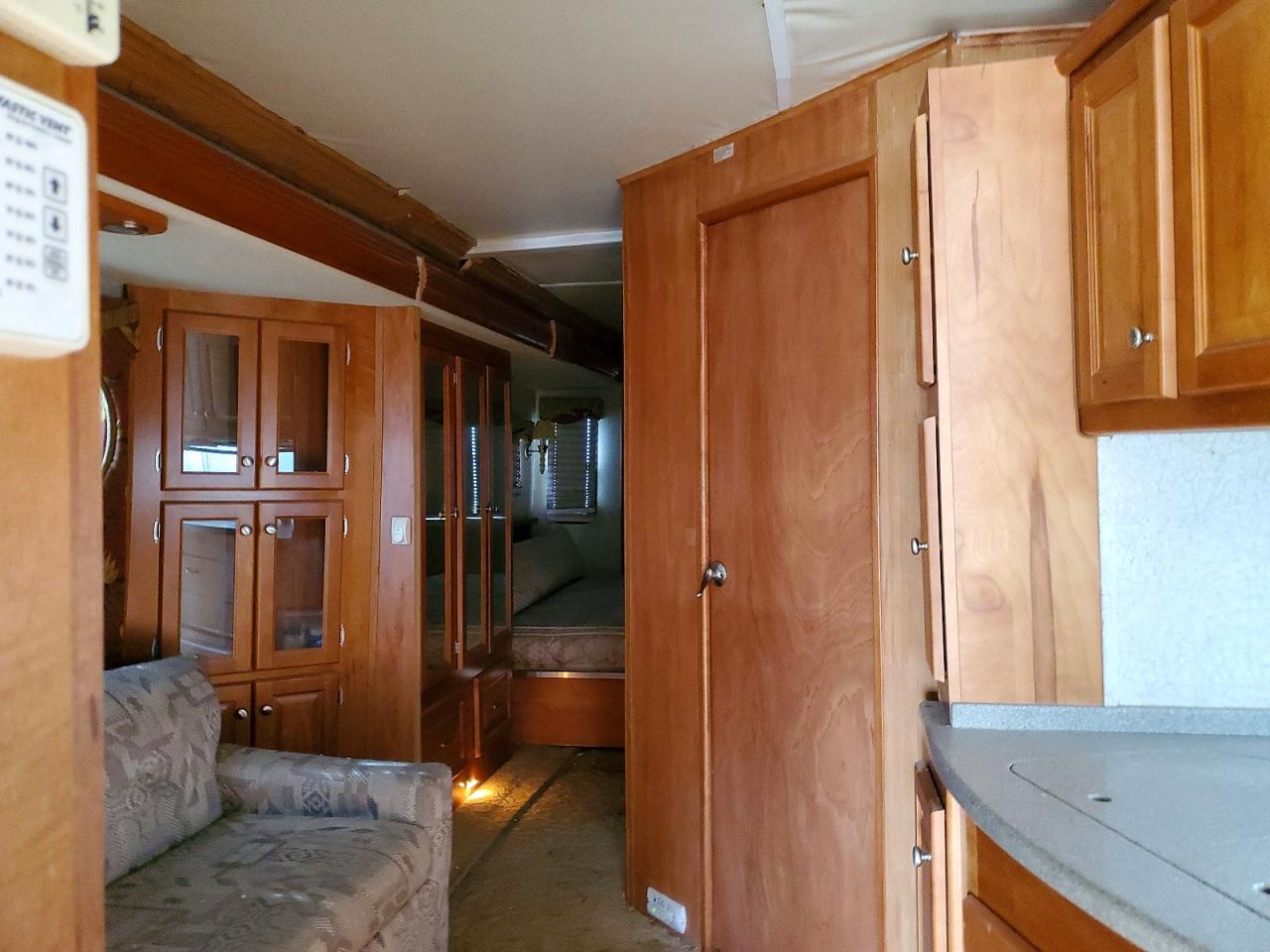 2007 FREIGHTLINER All other VIN 4UZACLBW06CX25616 photo 5