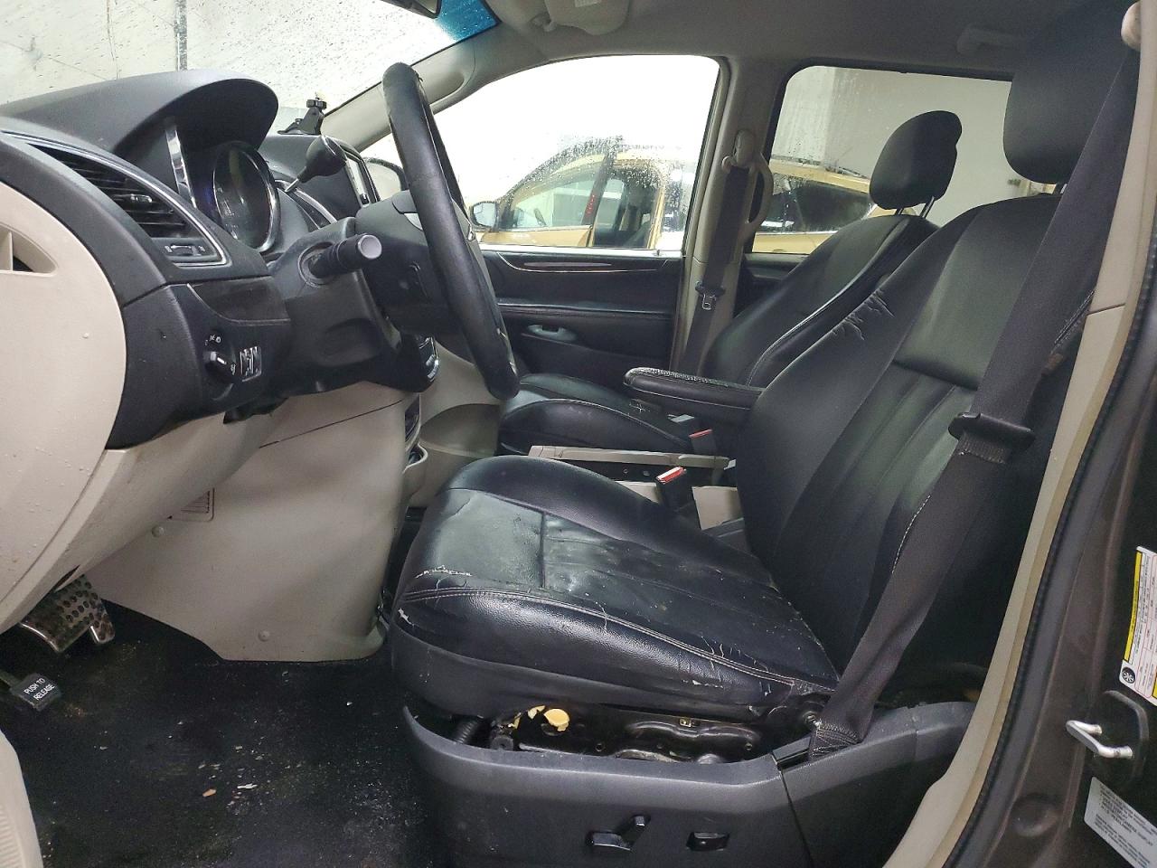 2015 Chrysler Minivan VIN 2C4RC1BG4FR617561 photo 7