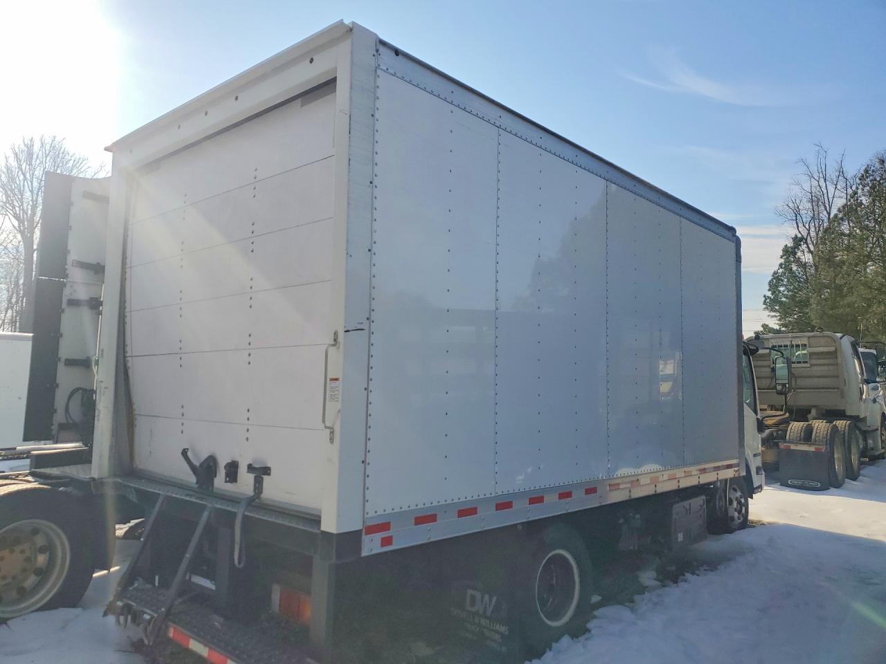 2022 Isuzu Npr VIN JALC4W16XN7014864 photo 3