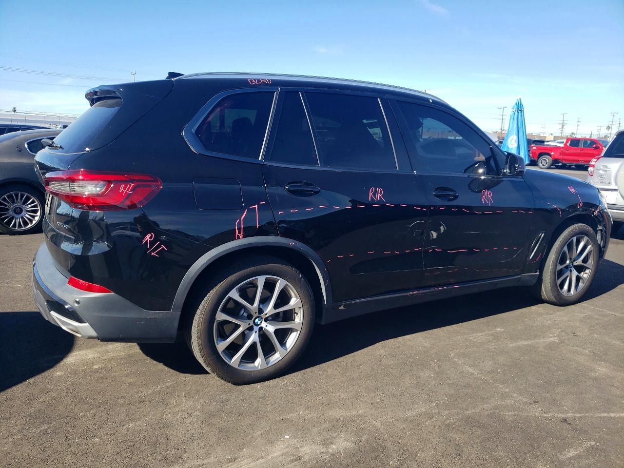 2019 BMW X5 VIN 5UXCR6C54KLL64242 photo 3