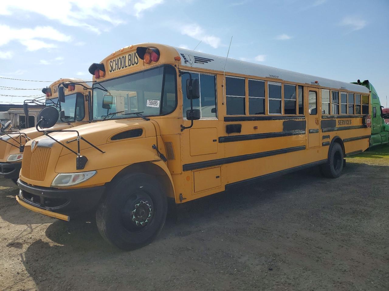2014 Ic Ce series VIN 4DRBUAAN2EB780698 photo 2