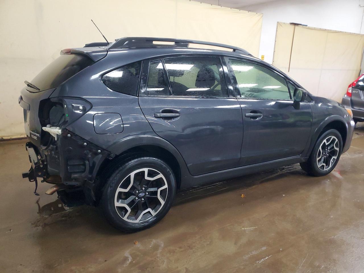 2017 Subaru Crosstrek VIN JF2GPABC0H8225265 photo 3