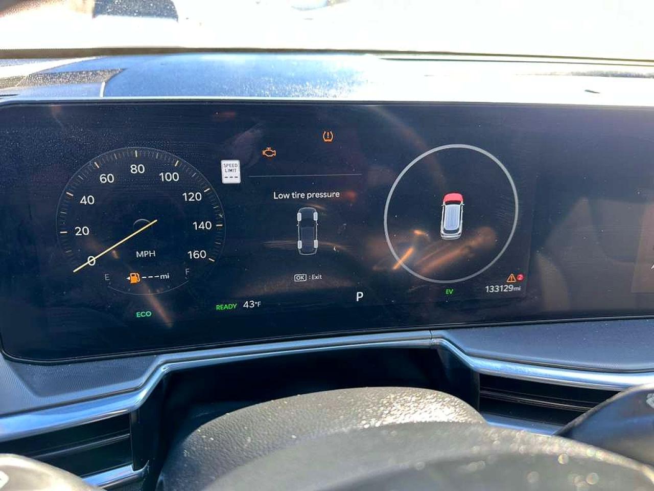 2025 KIA Sorento VIN KNDRKDJG5S5296000 photo 5