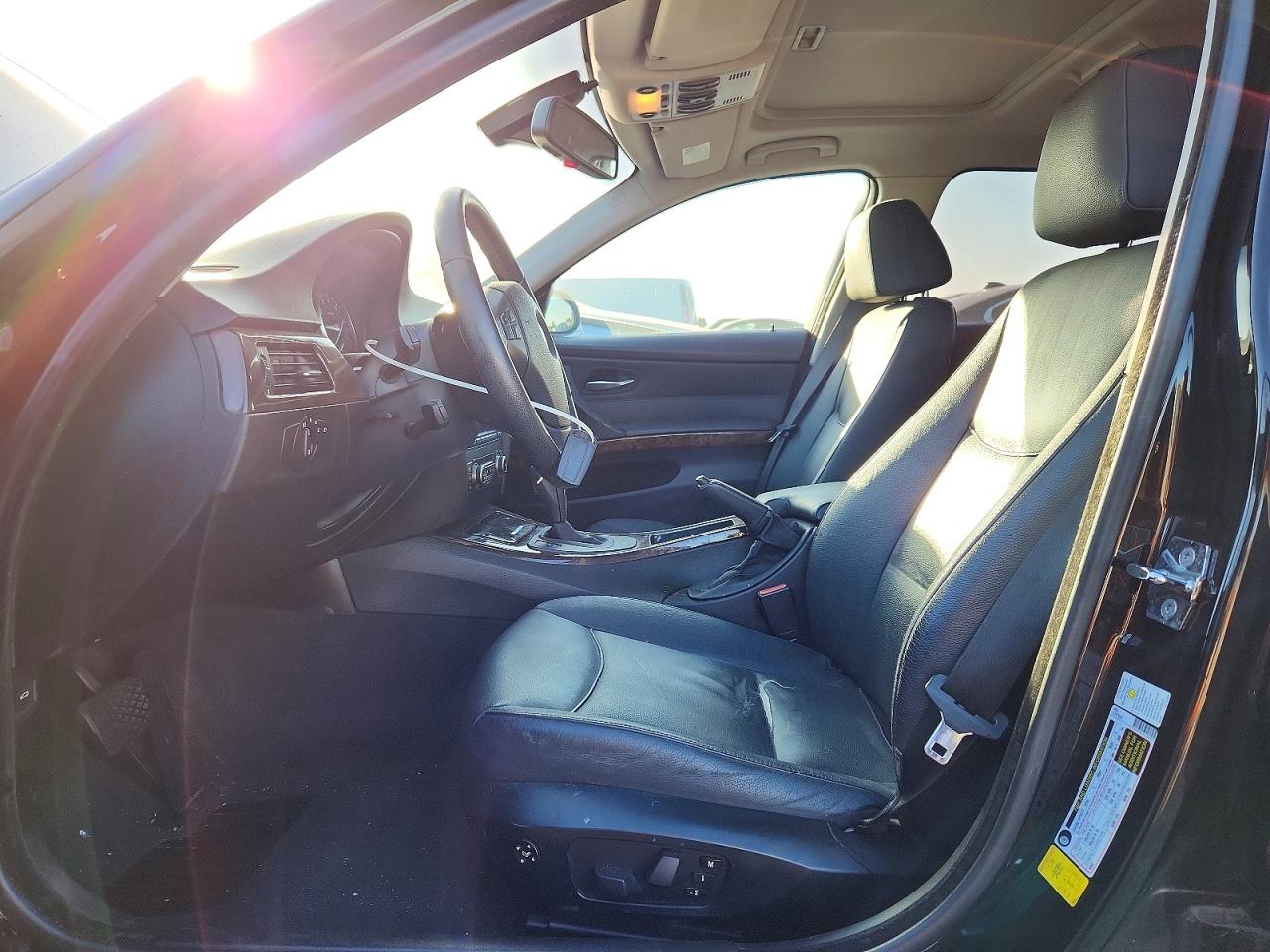 2008 BMW 3 series VIN WBAVC535X8FZ86712 photo 7