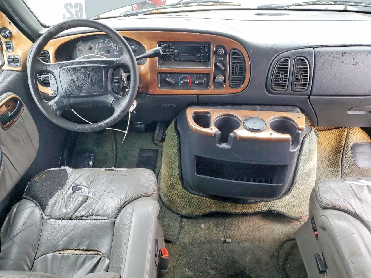 2002 Dodge B series VIN 2B6HB11Y42K143451 photo 8