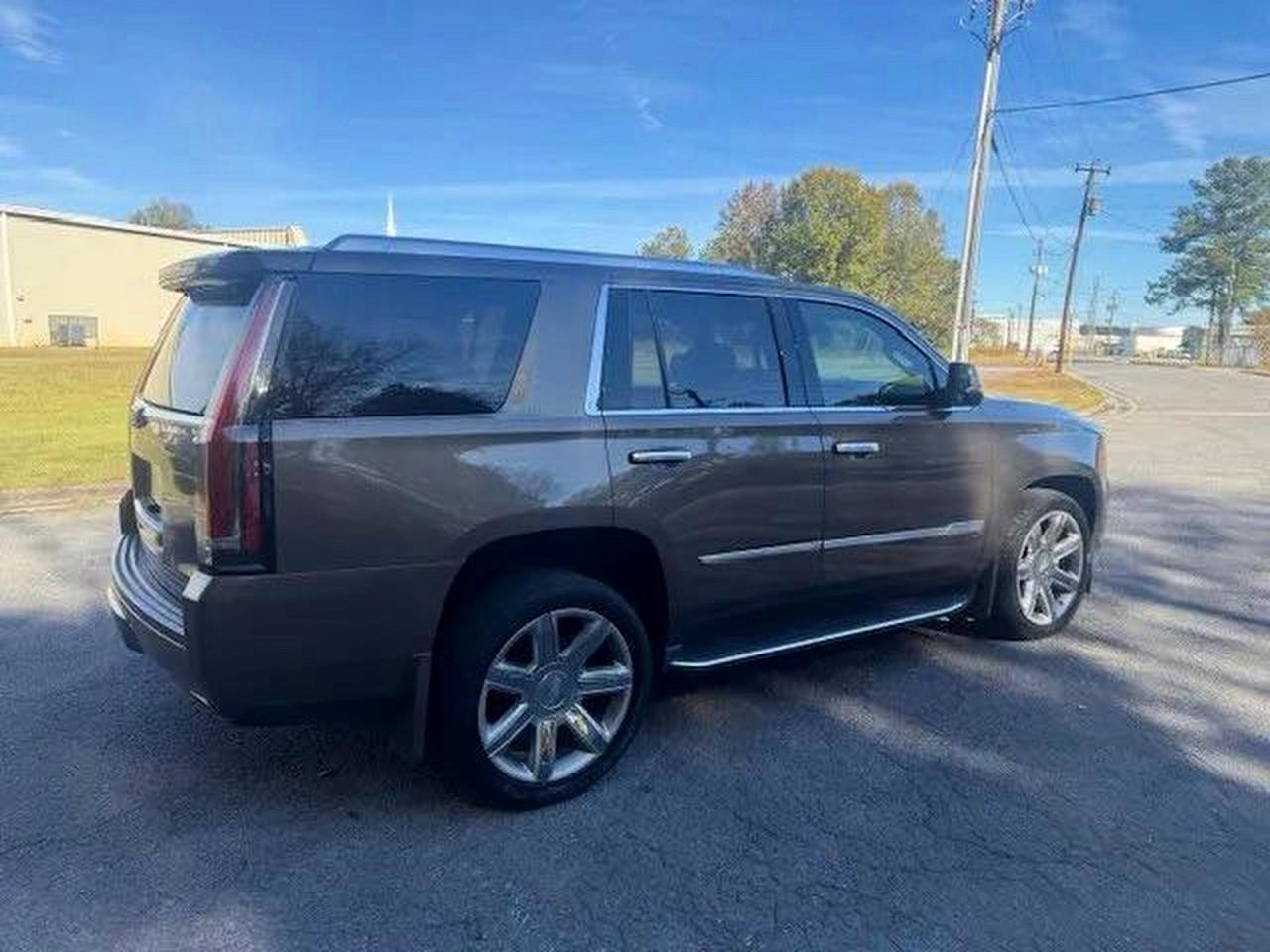 2016 Cadillac Escalade VIN 1GYS4BKJXGR177458 photo 4