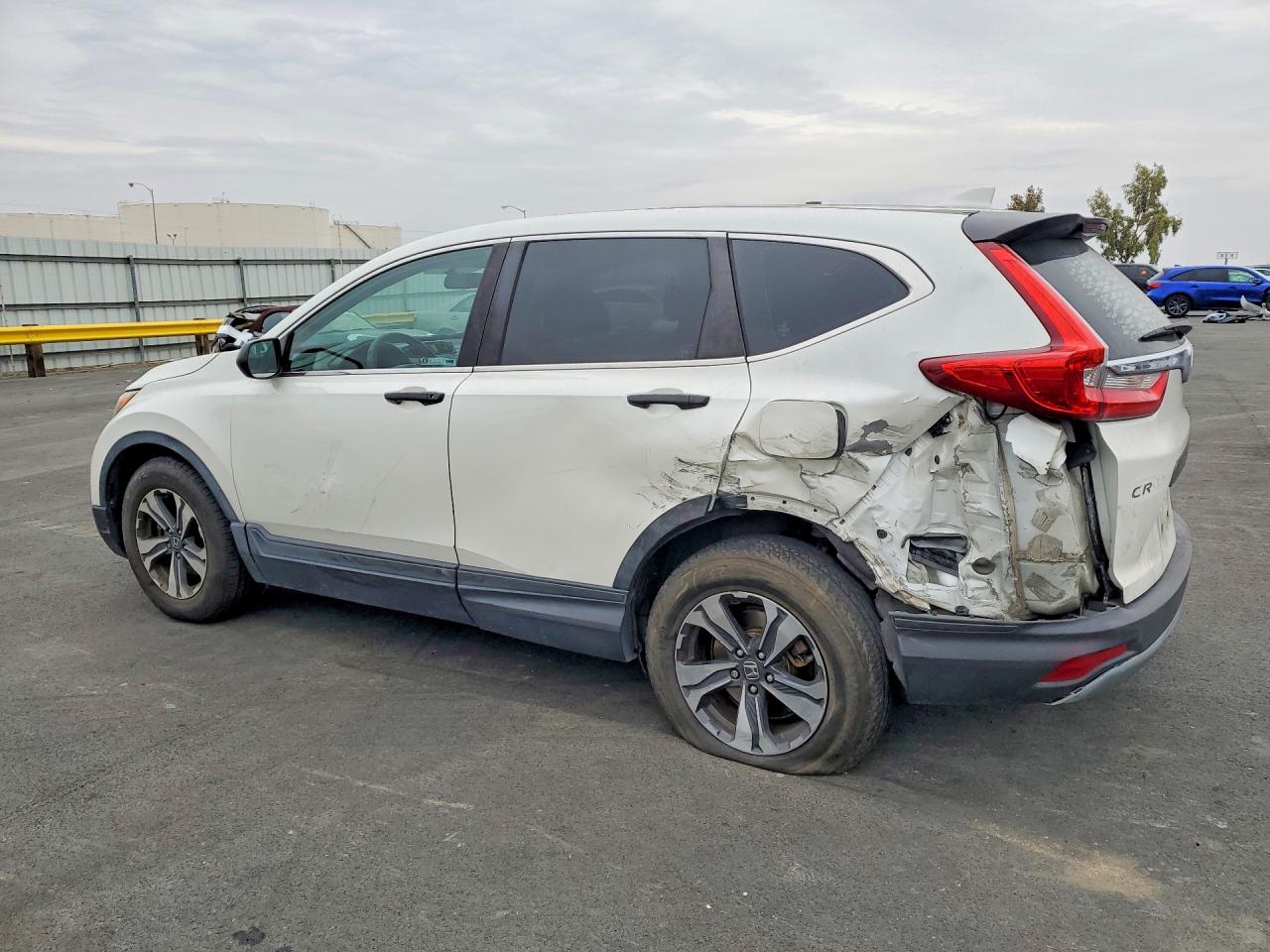 2018 Honda Crv VIN 2HKRW5H33JH420891 photo 2