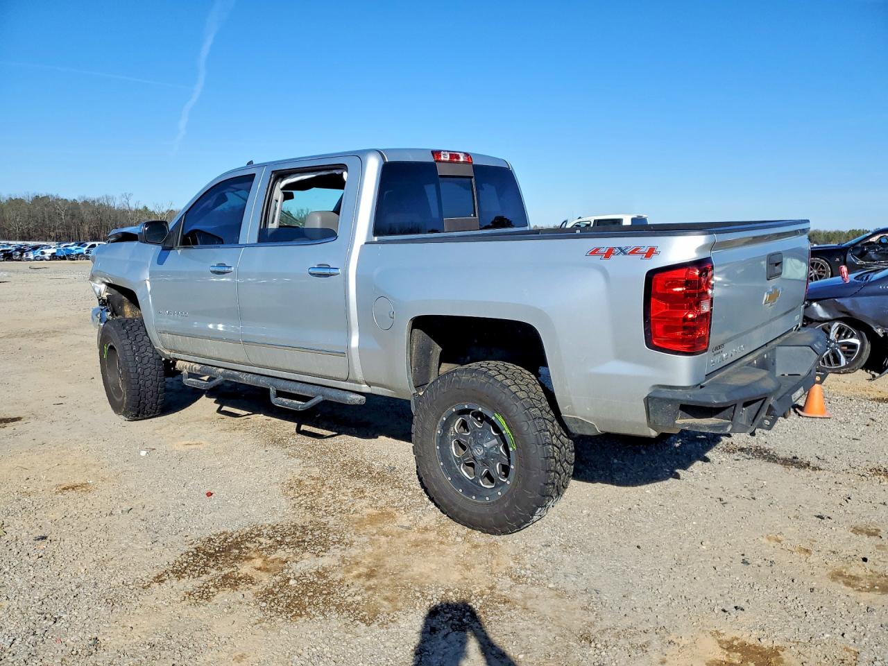 2015 Chevrolet All models VIN 3GCUKSEC0FG139897 photo 2