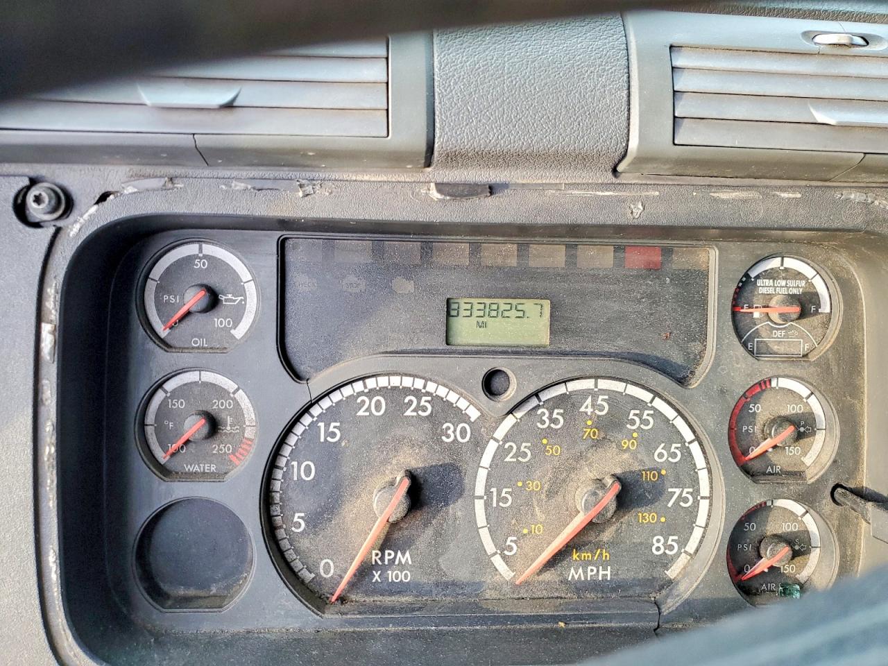 2013 FREIGHTLINER All other VIN 1FUJGEBG7DLFD1036 photo 8