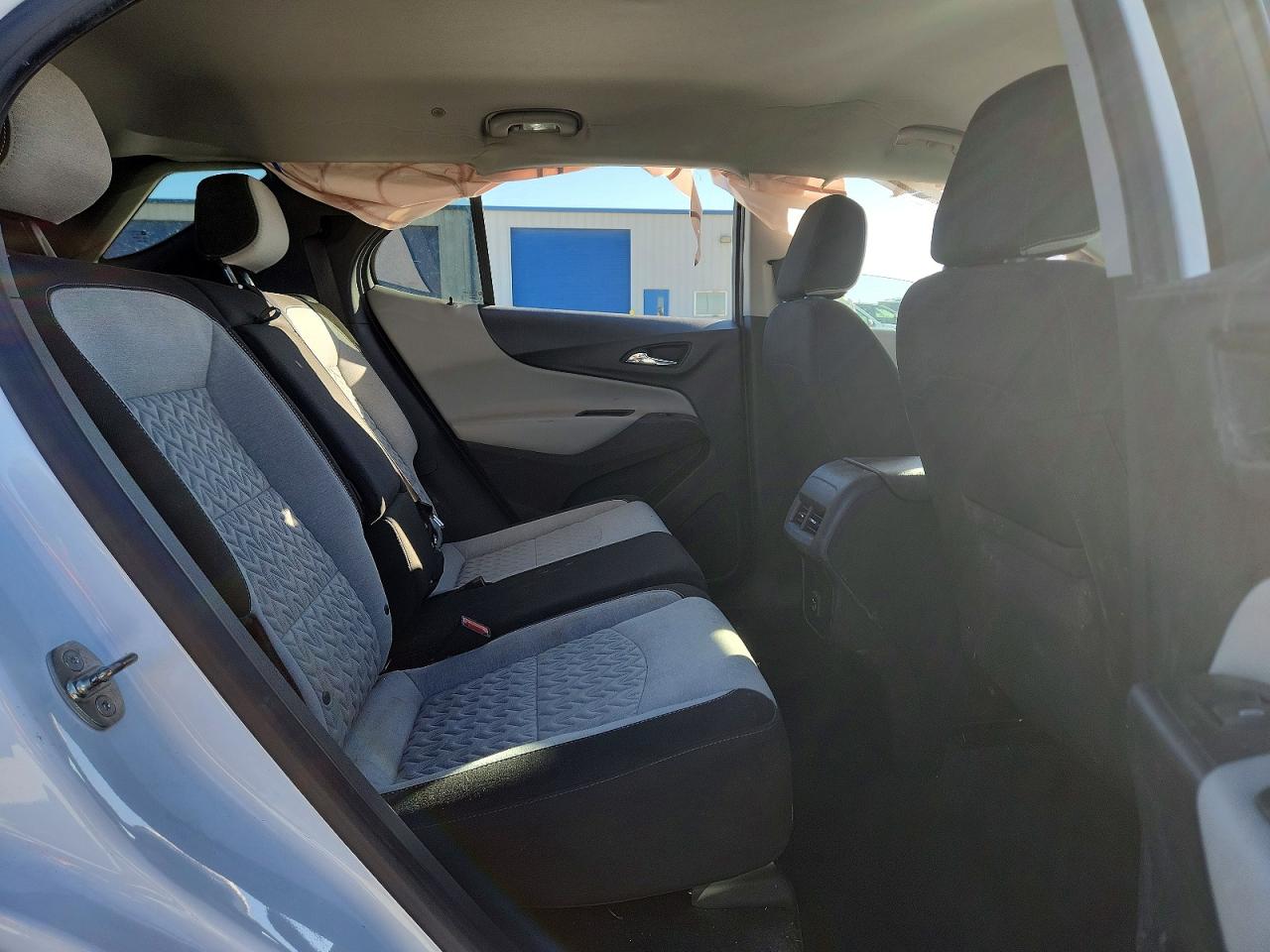 2022 Equinox VIN 3GNAXHEV6NS102686 photo 11
