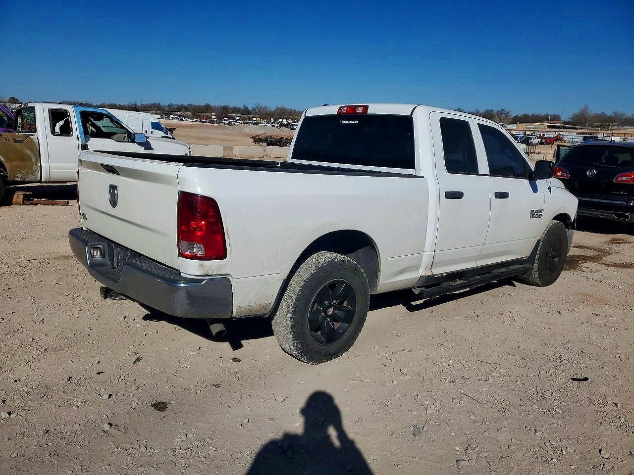 2014 Ram 1500 VIN 1C6RR6FG3ES267513 photo 3