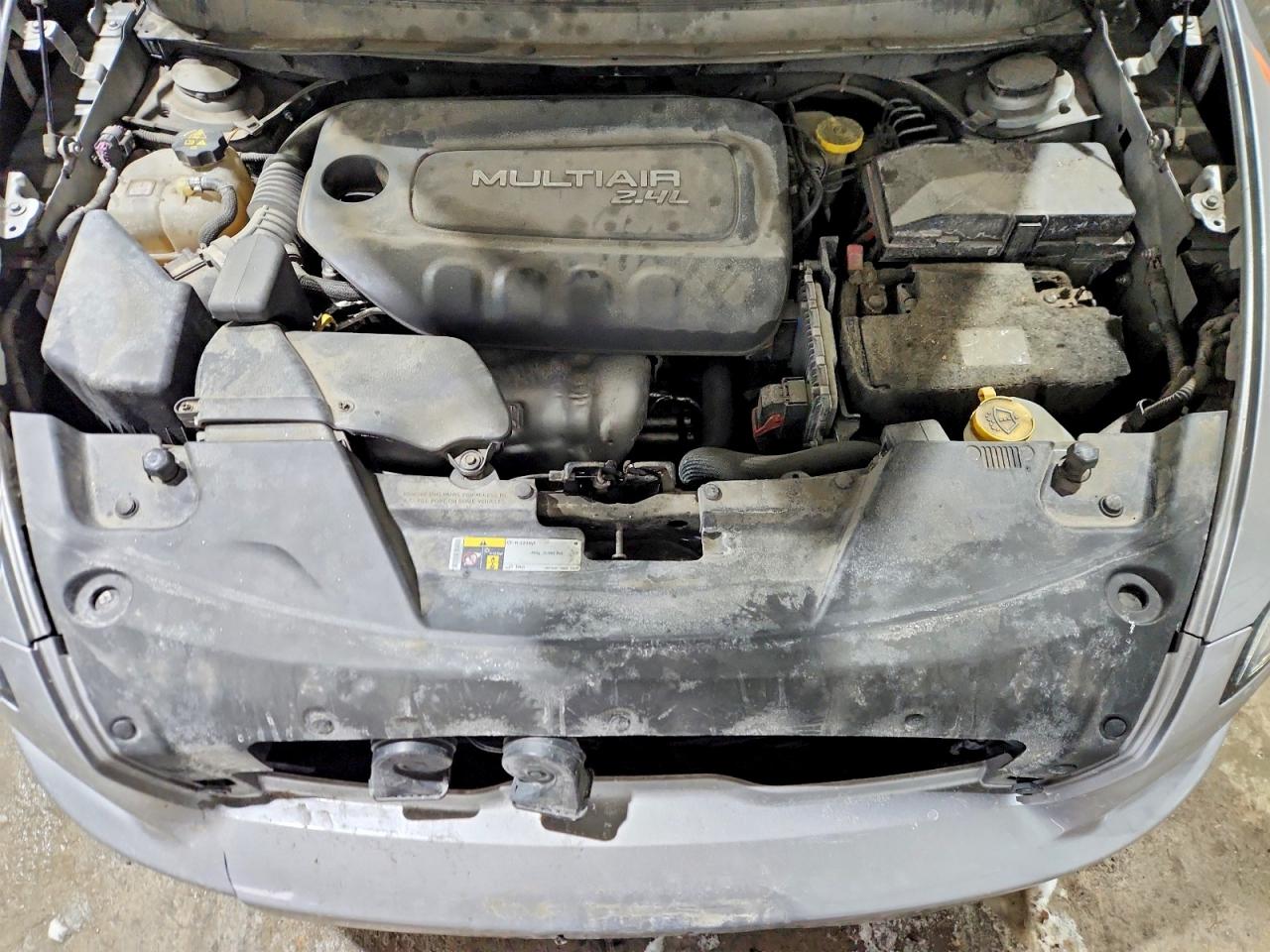 2016 Jeep Grand cher VIN 1C4PJMCB1GW310889 photo 11