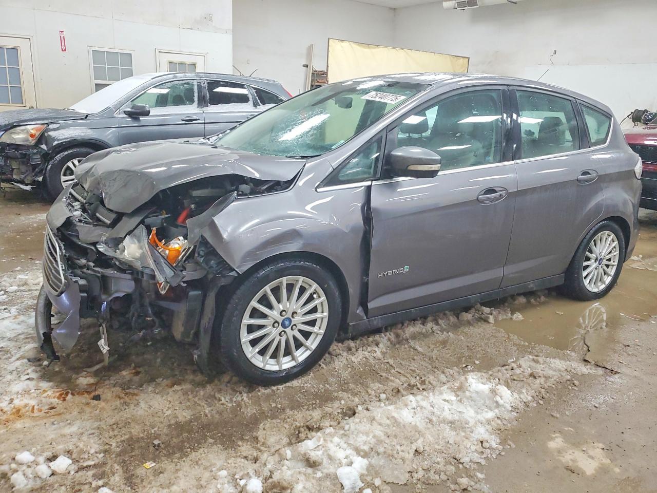 2013 Ford Cmax VIN 1FADP5BU6DL549111 photo 1