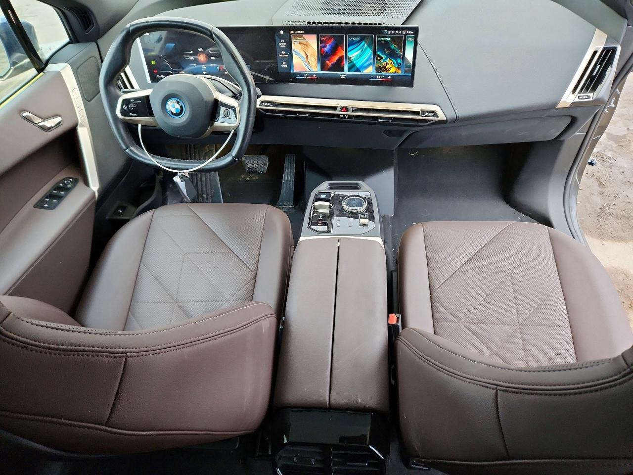 2023 BMW Ix xdrive5 VIN WB523CF09PCL20818 photo 8