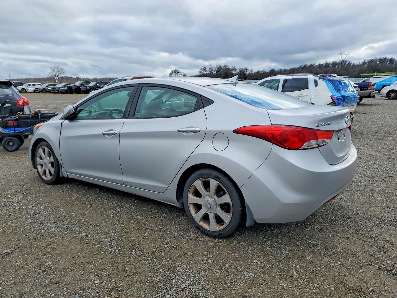 2013 Hyundai Elantra li VIN KMHDH4AE8DU486336 photo 2