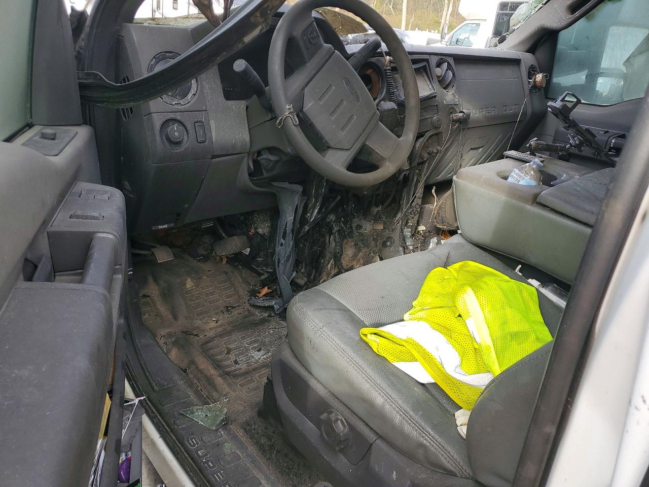 2015 Ford F550 supe VIN 1FD0X5HYXFED10909 photo 8