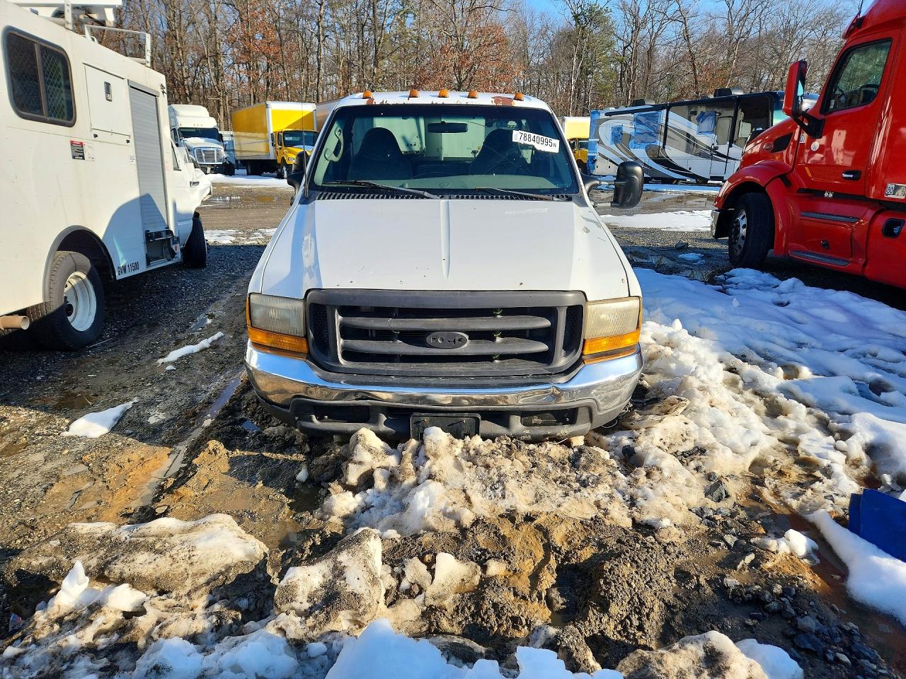 1999 Ford F450 VIN 1FDXF46F2XEA89112 photo 5