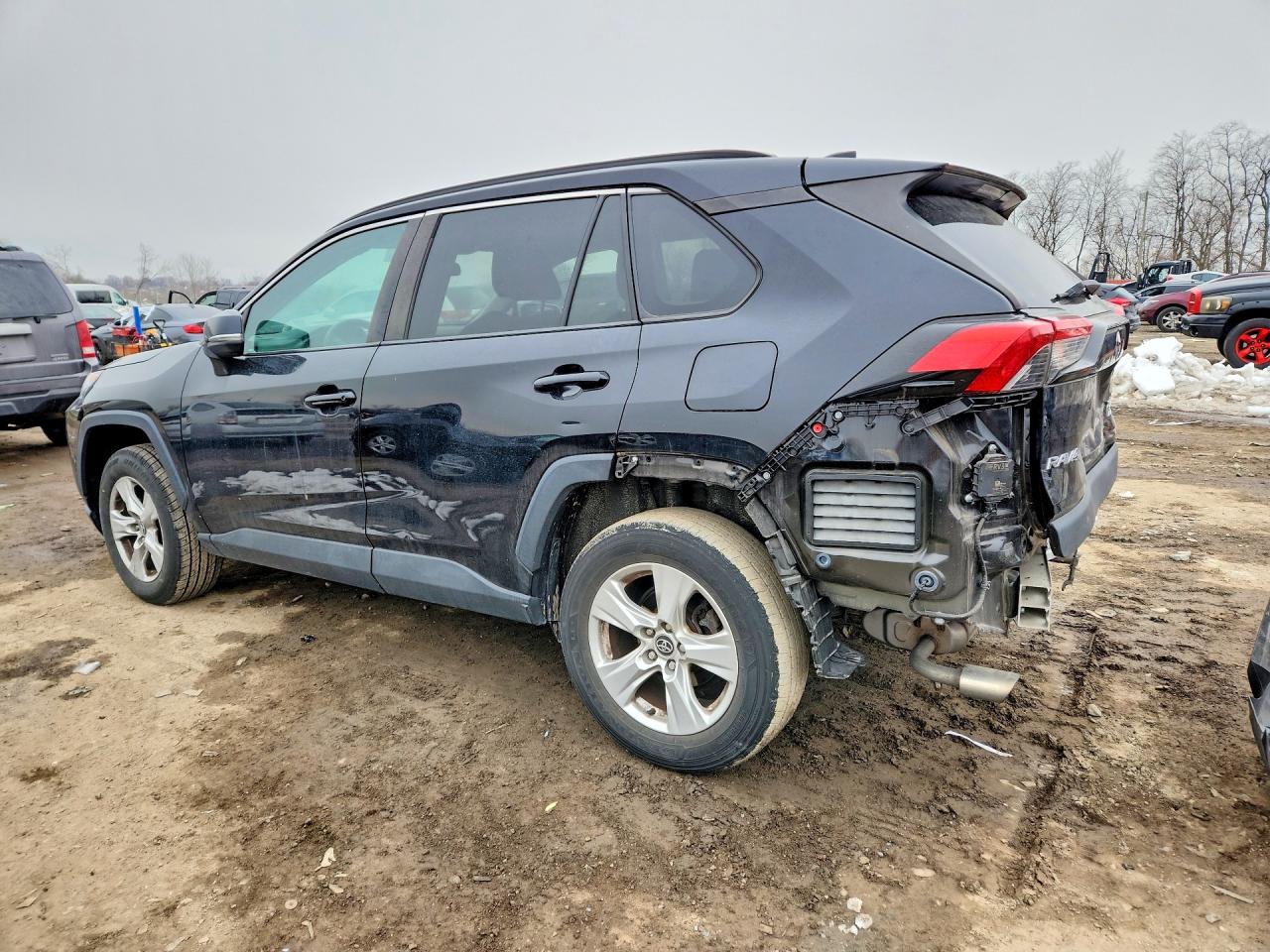 2020 Toyota Rav4 VIN 2T3P1RFV8LW120034 photo 2