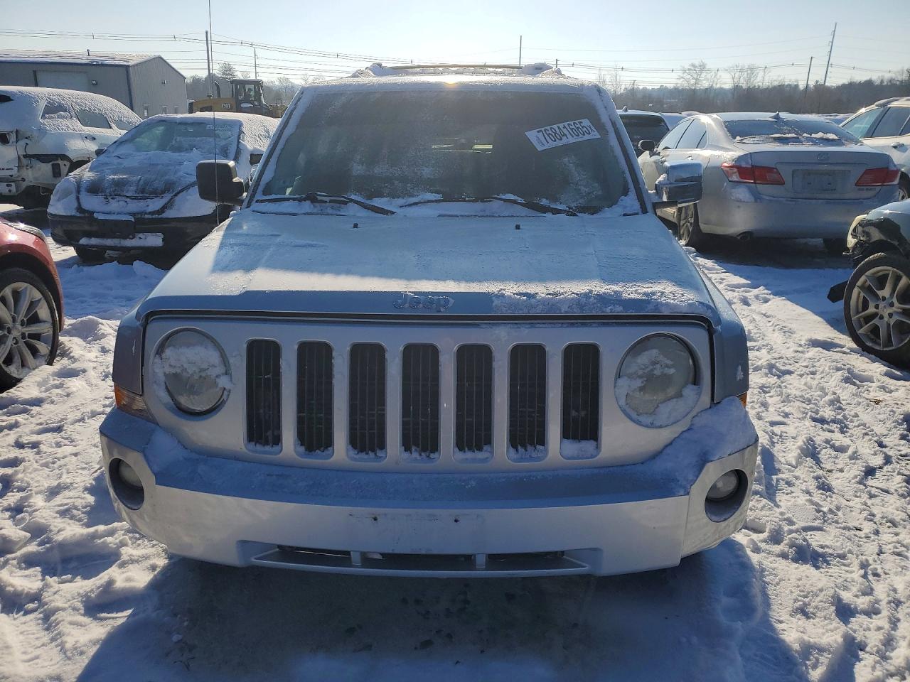2010 Jeep Patriot VIN 1J4NF4GBXAD501680 photo 5