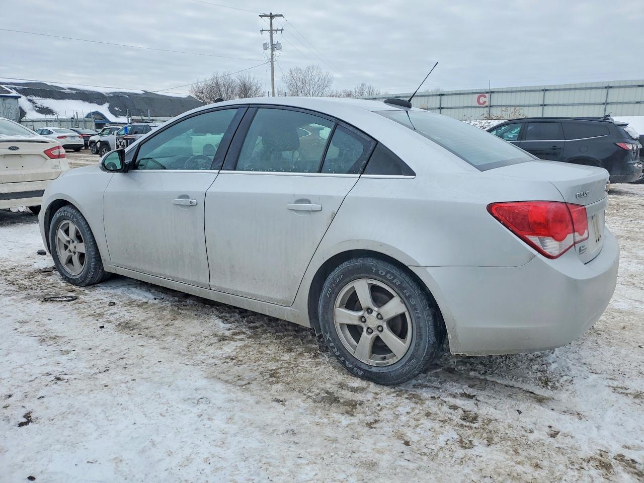 2016 Chevrolet Cruze VIN 1G1PE5SBXG7130258 photo 2