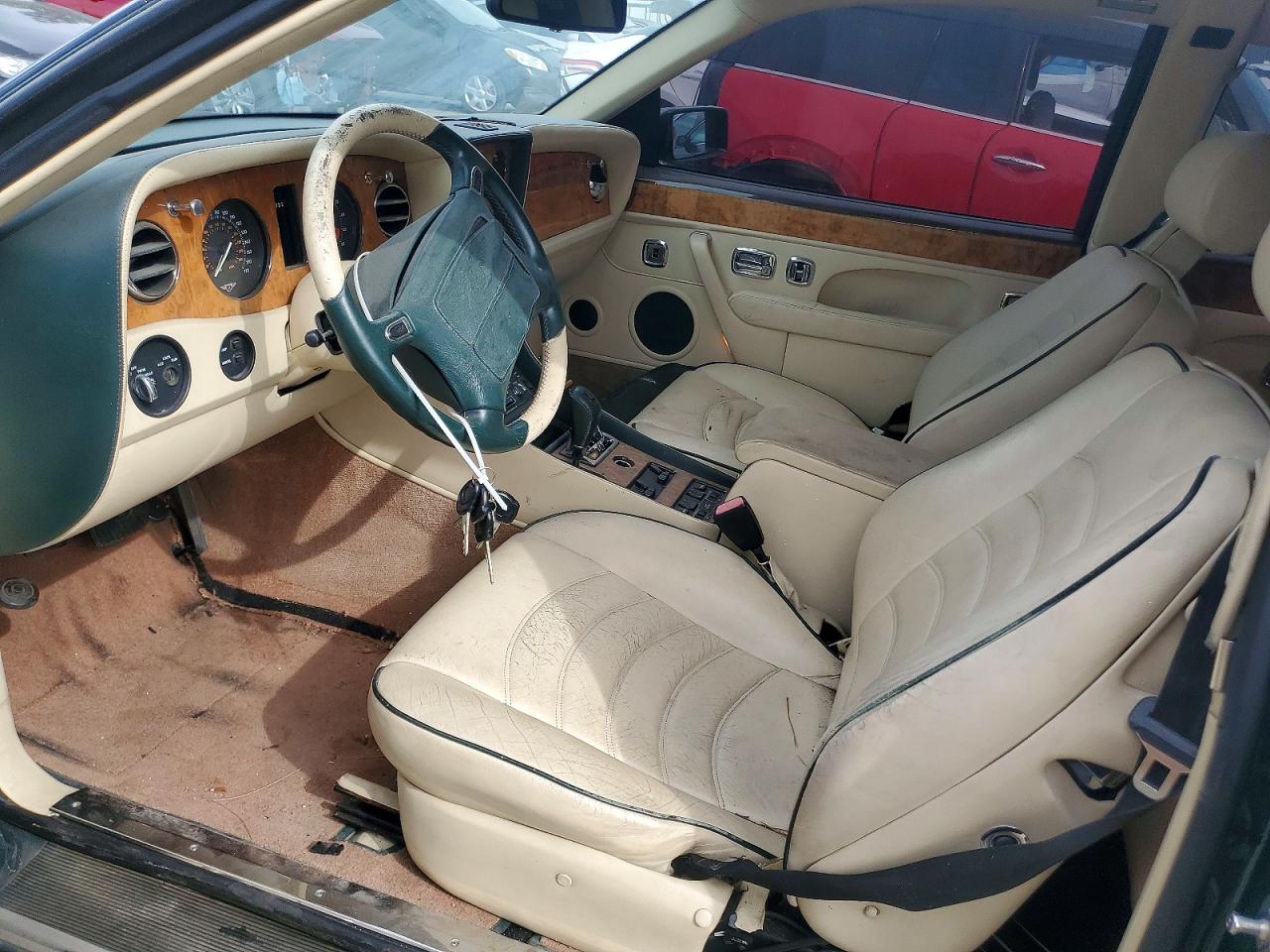 1998 Bentley Continenta VIN SCBZB14C1WCX63053 photo 7
