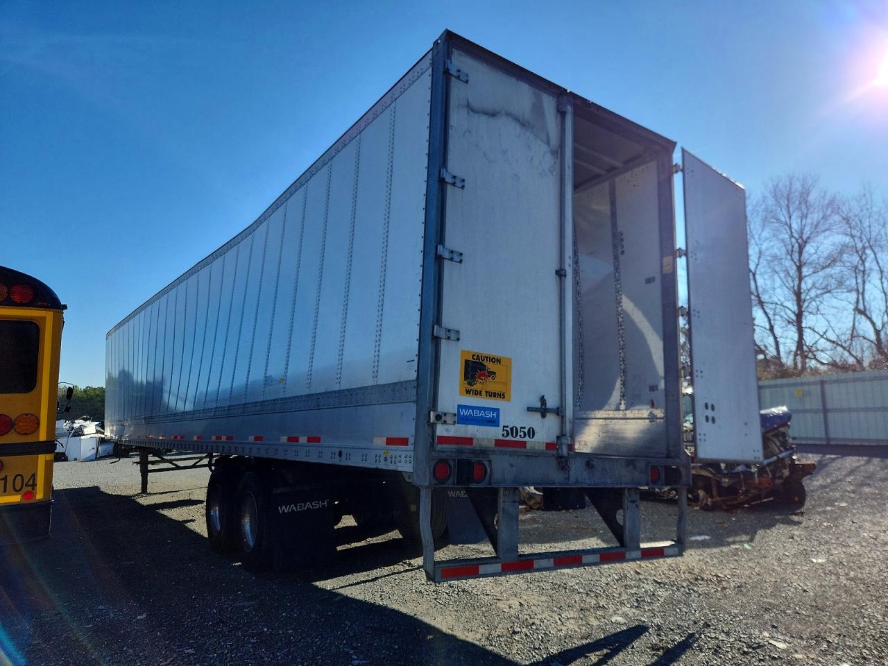 2024 WABASH Trailer VIN 1JJV532DXRL438973 photo 3