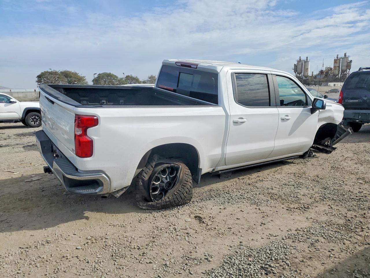 2020 Chev All models VIN 3GCPWCET5LG225449 photo 3