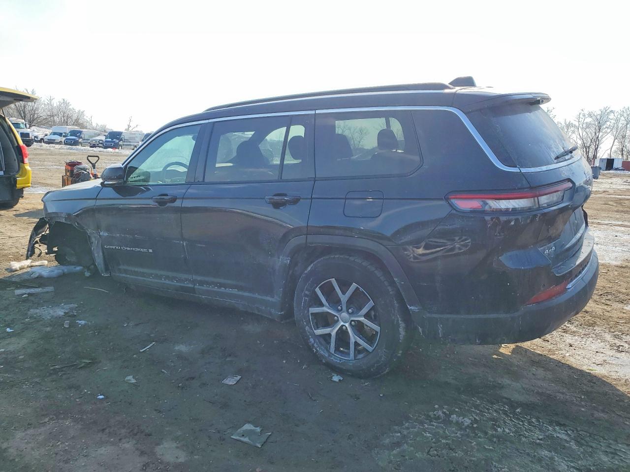 2024 Jeep Grand cher VIN 1C4RJKBG1R8551188 photo 2