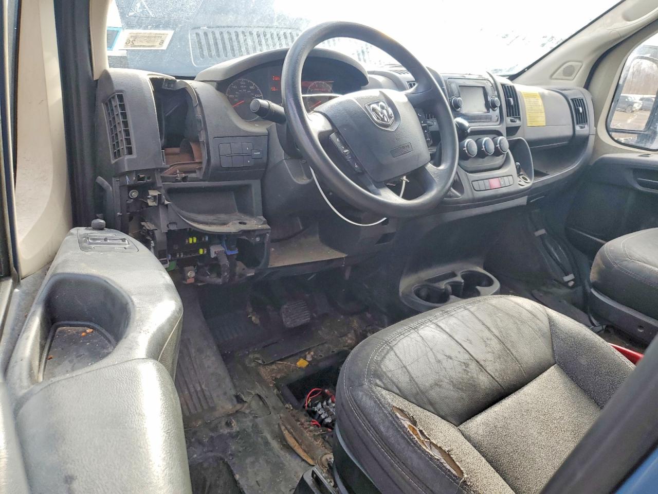 2020 Ram All models VIN 3C6URVJG1LE125009 photo 8