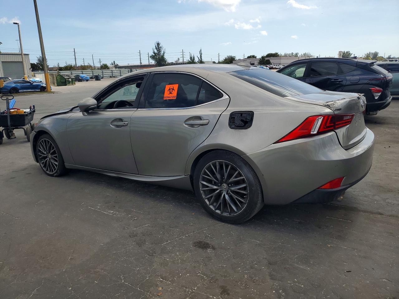 2015 Lexus Is VIN JTHBF1D21F5057309 photo 2