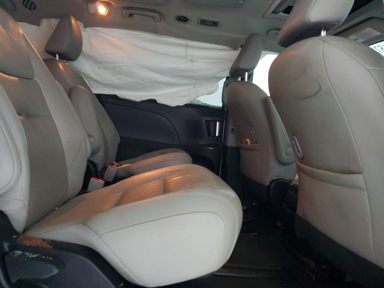 2019 Toyota All models VIN 5TDDZ3DC2KS225372 photo 11