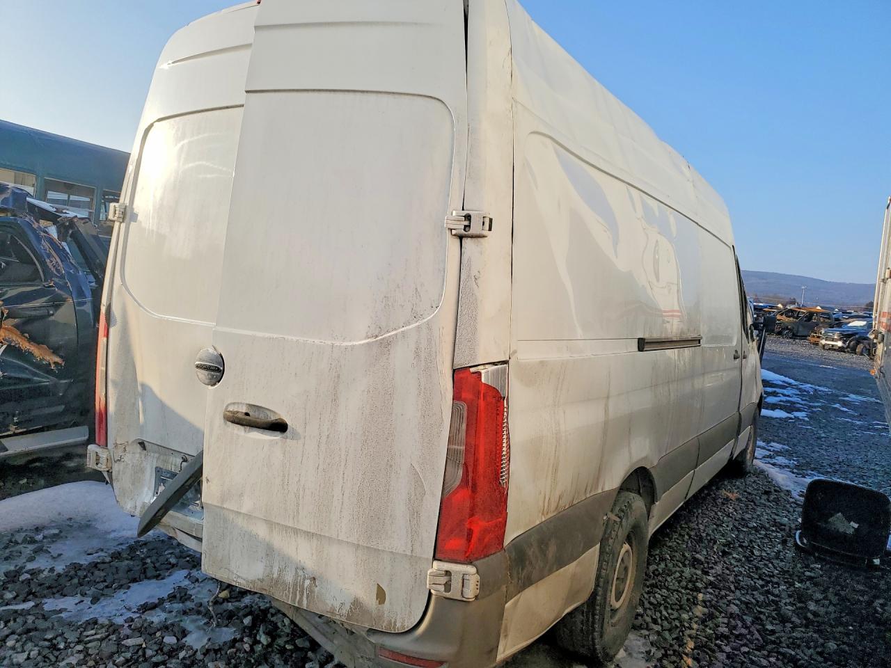 2019 FREIGHTLINER Sprinter VIN WDRPF1CD5KT010316 photo 3